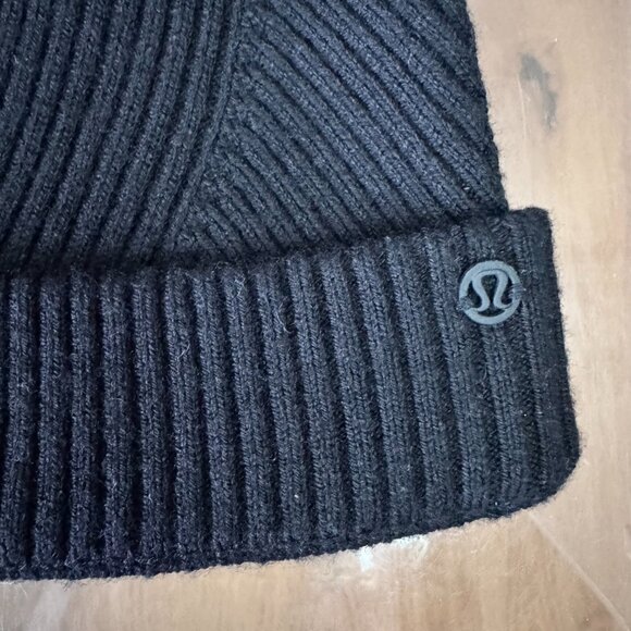 Lululemon Crazy Cozy Beanie Black NWOT Soft Stretch Knit - Picture 7 of 10